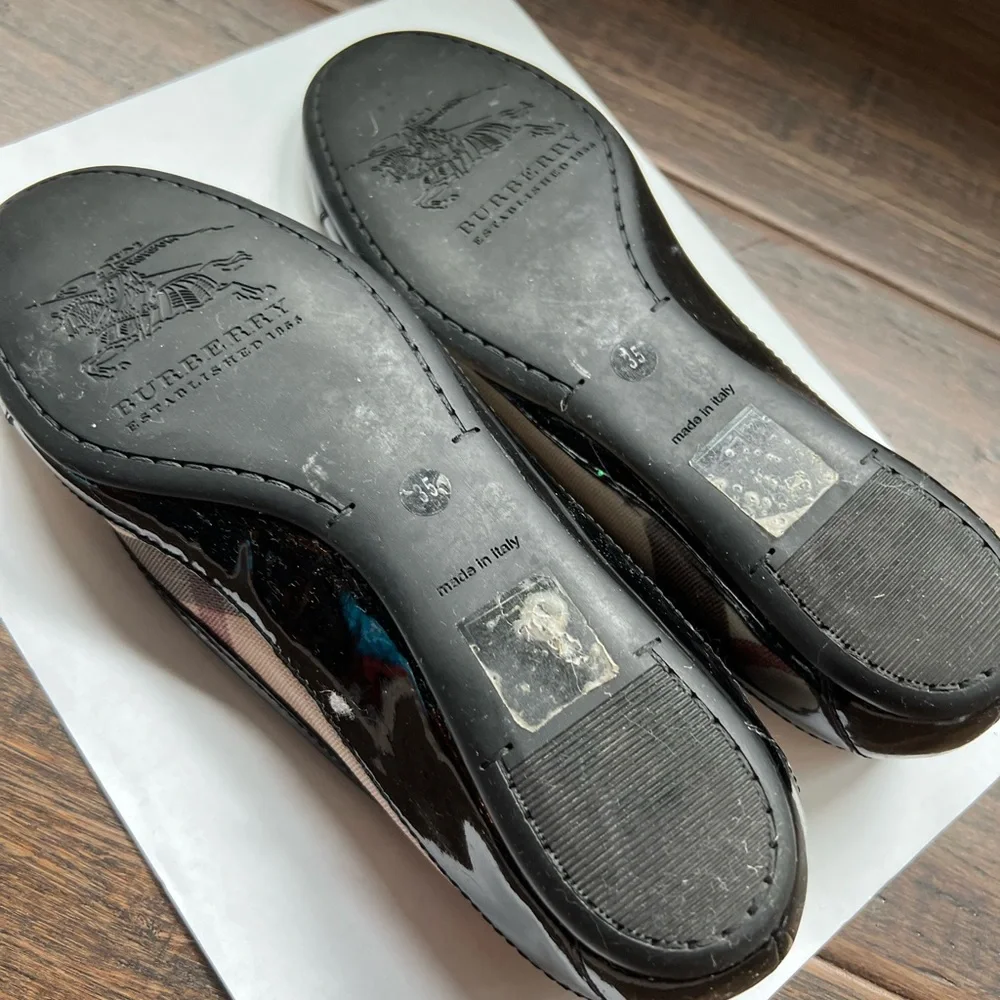 Authentic Burberry Nova Check Flats 35 - Picture 4 of 4